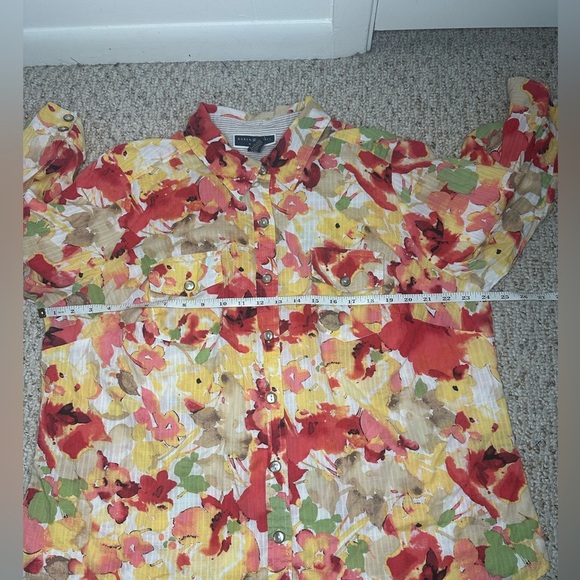 Karen Scott Red and Yellow Floral Blouse size 2X - Picture 6 of 7